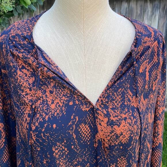 CAbi Snakeskin Print Orange Blue Wrap Long Sleeve Top  Women's Size Medium - Picture 4 of 9